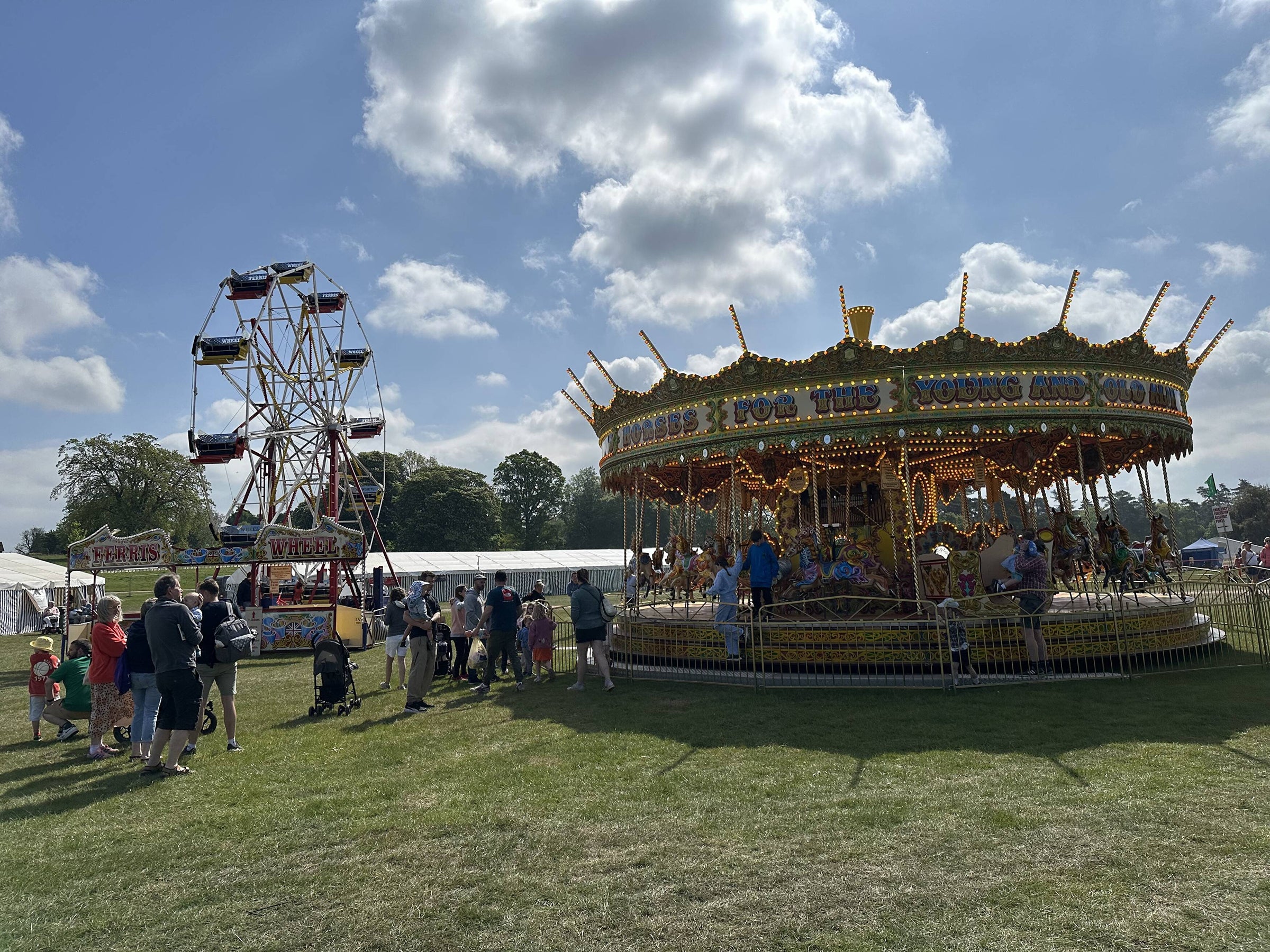 Classic Show Rides Vintage Ride Hire | the vintage ride company